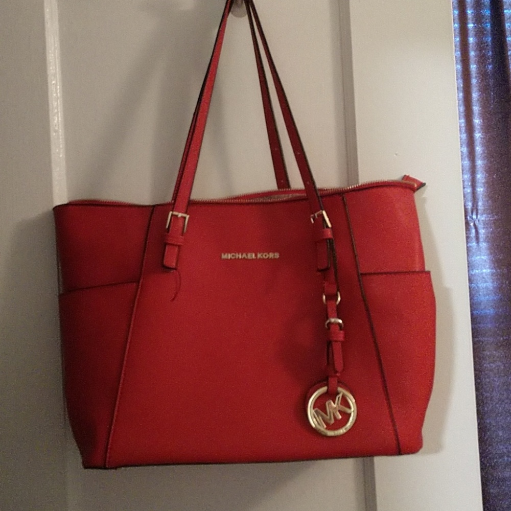 Michael Kors purse